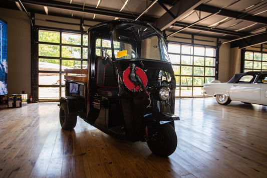 MARTY STUART'S CONGRESS OF COUNTRY MUSIC ADDS TWO CLASSIC CARS TO COLLECTION